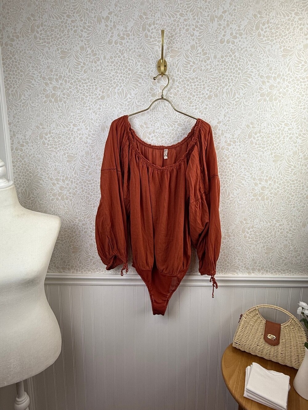 Free People Intimately Rust Sundown Balloon Sleeve Bodysuit - Size - Large - Picture 2 of 8